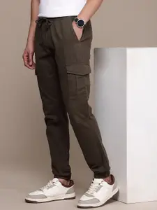 FCUK Men Smart Easy Wash Pure Cotton Cargos