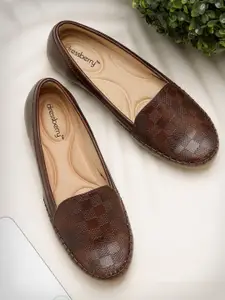 DressBerry Women Brown Embellished Flats