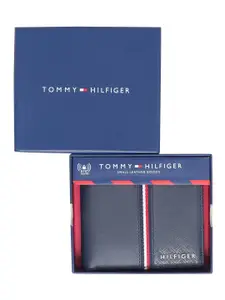 Tommy Hilfiger Men Printed Leather Two Fold Wallet