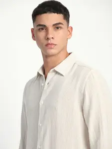 THE BEAR HOUSE Men Vertical Stripes Striped Slim Fit Cotton Casual Shirt