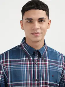 Tommy Hilfiger Men Tartan Checks Opaque Checked Casual Shirt