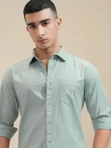 HIGHLANDER Men Spread Collar Solid Cotton Casual Shirt