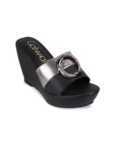 Catwalk Women Embellished Wedge Sandals