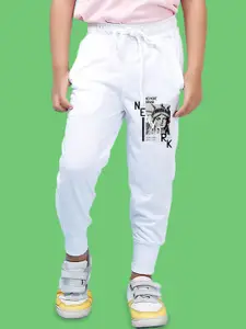 NUSYL Boys Statue of Liberty & Text Printed Ankle Length Track Pants