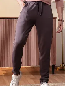 DAMENSCH Men Mid-Rise Regular Fit Jogger