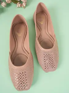 Style Shoes Women Embroidered  Mojaris with Laser Cuts Flats