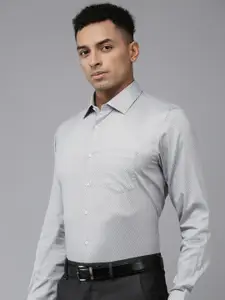 Van Heusen Pure Cotton Slim Fit Opaque Printed Formal Shirt