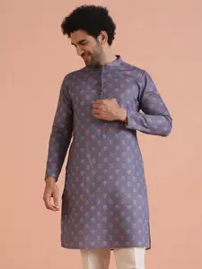 Kisah Floral Printed Mandarin Collar Straight Kurta