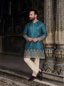 House of Pataudi Embroidered Mandarin Collar Sequinned Jashn Kurta with Trousers