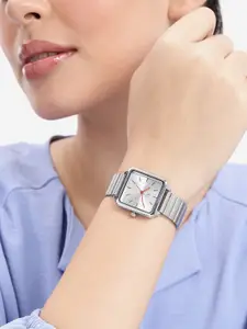 DressBerry Women Dial & Bracelet Style Straps Analogue Watch UT-A8635-SLR-DB