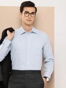 INVICTUS Pure Cotton Slim Fit  Checked Formal Shirt