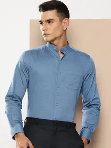 INVICTUS Pure Cotton Self Design Slim Fit Textured Formal Shirt