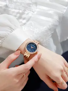 GIORDANO Women Dial & Stainless Steel Bracelet Style Straps Analogue Watch GZ-60079-44