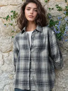 High Star Women Spread Collar Tartan Checked Cotton Oversized Casual Shirt