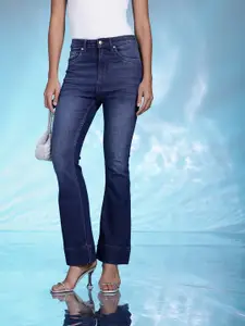 bebe Women Bootcut High-Rise Light Fade Stretchable Jeans