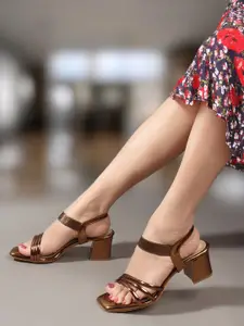 ICONICS Women Block Heels Sandals