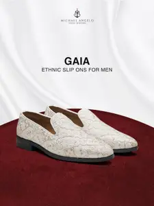 MICHAEL ANGELO Men Woven Design Lightweight Mojaris