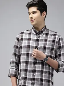 Arrow Manhattan Slim Fit Checked Pure Cotton Casual Shirt