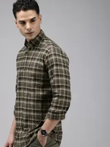 Arrow Pure Cotton Manhattan Slim Fit Button-Down Collar Checked Casual Shirt