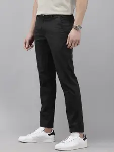 Arrow Men Bronson Fit Printed Slim Fit Low-Rise Trousers
