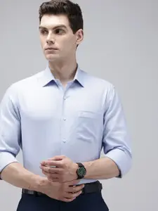 Arrow Manhattan Slim Fit Self Design Textured Pure Cotton Formal Shirt