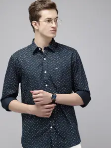 Arrow Pure Cotton Manhattan Slim Fit Abstract Printed Casual Shirt