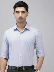 Arrow Pure Cotton Self Design Manhattan Slim Fit Opaque Formal Shirt
