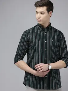 Arrow Pure Cotton Manhattan Slim Fit Button-Down Collar Striped Casual Shirt