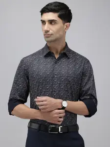 Arrow Manhattan Slim Fit Printed Pure Cotton Formal Shirt