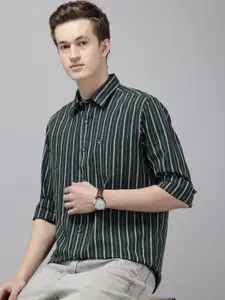 Arrow Pure Cotton Manhattan Slim Fit Striped Casual Shirt