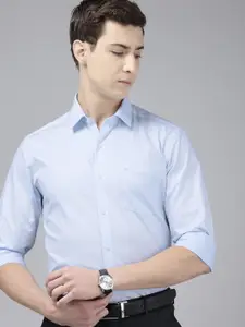 Arrow Pure Cotton Self Design Manhattan Slim Fit Opaque Formal Shirt