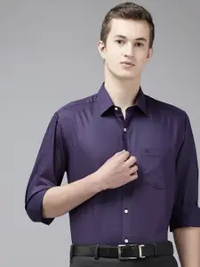 Arrow Manhattan Slim Fit Micro Checks Pure Cotton Formal Shirt