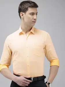 Arrow Pure Cotton Self Design Manhattan Slim Fit Textured Formal Shirt