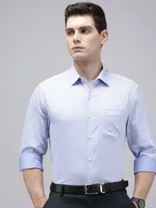 Arrow Manhattan Slim Fit Textured Pure Cotton Formal Shirt