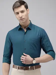 Arrow Pure Cotton Self Design Manhattan Slim Fit Textured Formal Shirt