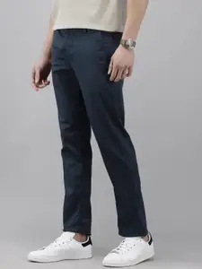 Arrow Men Bronson Fit Printed Slim Fit Low-Rise Trousers