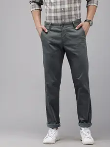 Arrow Men Printed Slim Fit Low-Rise Trousers