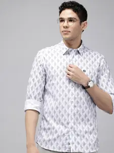 Arrow Manhattan Slim Fit Printed Pure Cotton Casual Shirt