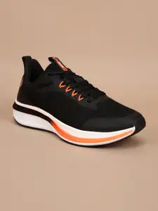 CULT Men Versa Freeway Mesh Running Shoes