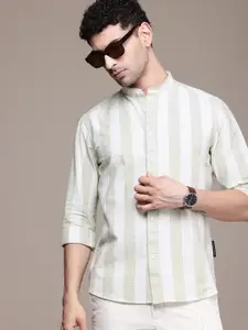 French Connection Men Premium Slim Fit Striped Pure Cotton Slub Casual Shirt
