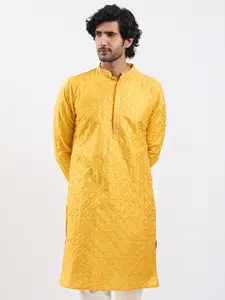 VASTRAMAY Men Embroidered Sequinned Kurta