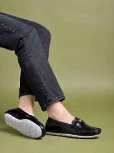 Shoetopia Women Women Round Toe Contrast Sole Loafers