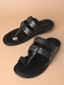 LOUIS STITCH Jet Black Kolhapuri Style Lightweight Toe Ring Leather Sandal