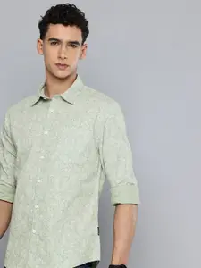 Flying Machine Slim Fit Floral Printed Pure Cotton Casual Shirt