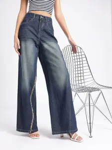 glitchez Women Baggy Wide Leg High-Rise Light Fade Panelling Frayed Jeans