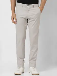 Van Heusen Sport Men Textured Regular Fit Trousers