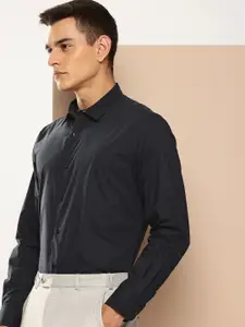 INVICTUS Pure Cotton Solid Intelligent Anti-Stain Formal Shirt