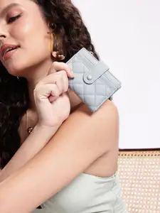 Mast & Harbour Women Quilted Two Fold Wallet