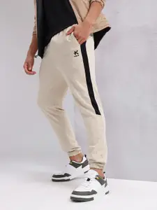 HRX by Hrithik Roshan Men Contrast Panel Lifestyle Joggers