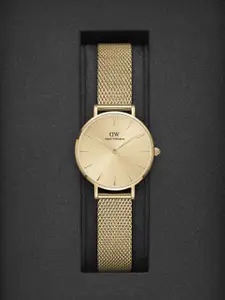 Daniel Wellington Women Dial & S S Bracelet Style Straps Analogue Watch DW00100473K